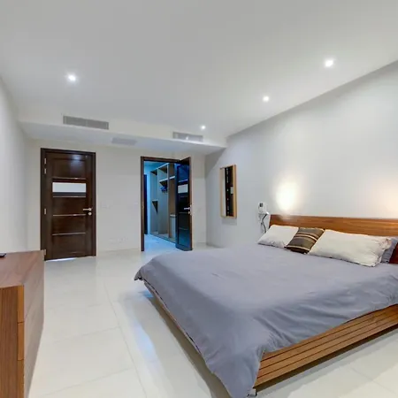 Apartment Blue Harbour, Marina View 2 Bedroom *