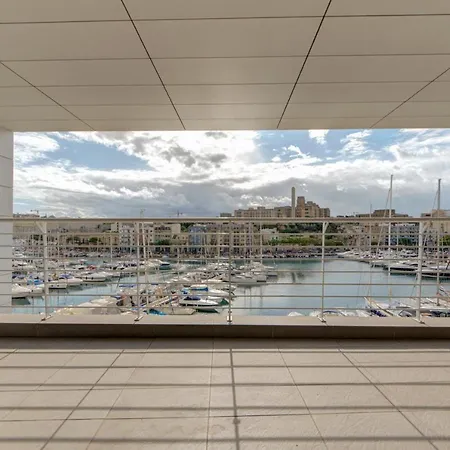 Blue Harbour, Marina View 2 Bedroom * Ta Xbiex